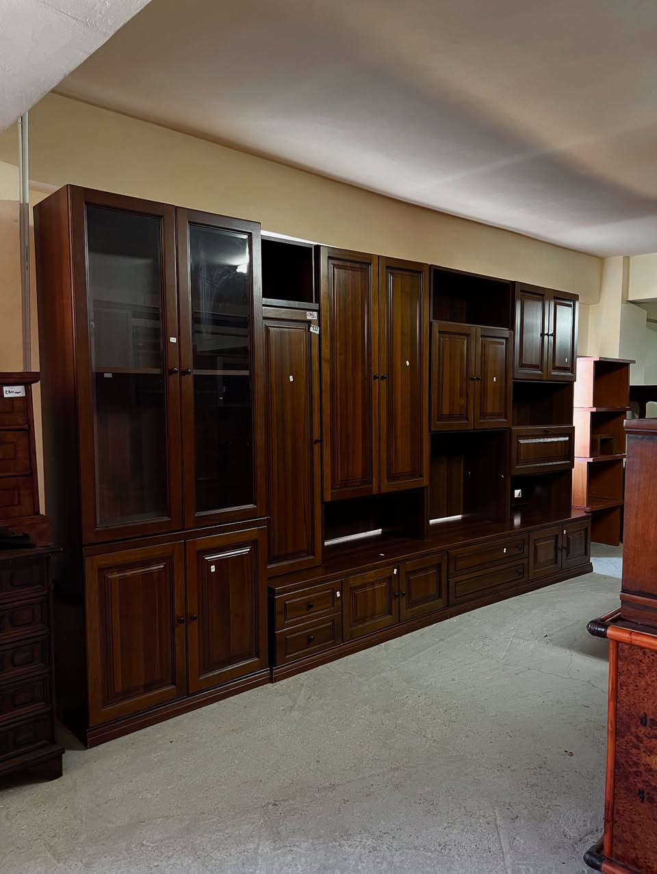 Bibliotecă modulară din lemn masiv sh de calitate italiană R-111