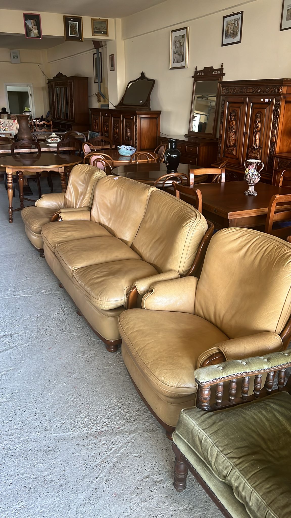 Set canapea extensibilă și 2 fotolii sh din piele de calitate italiană R-712