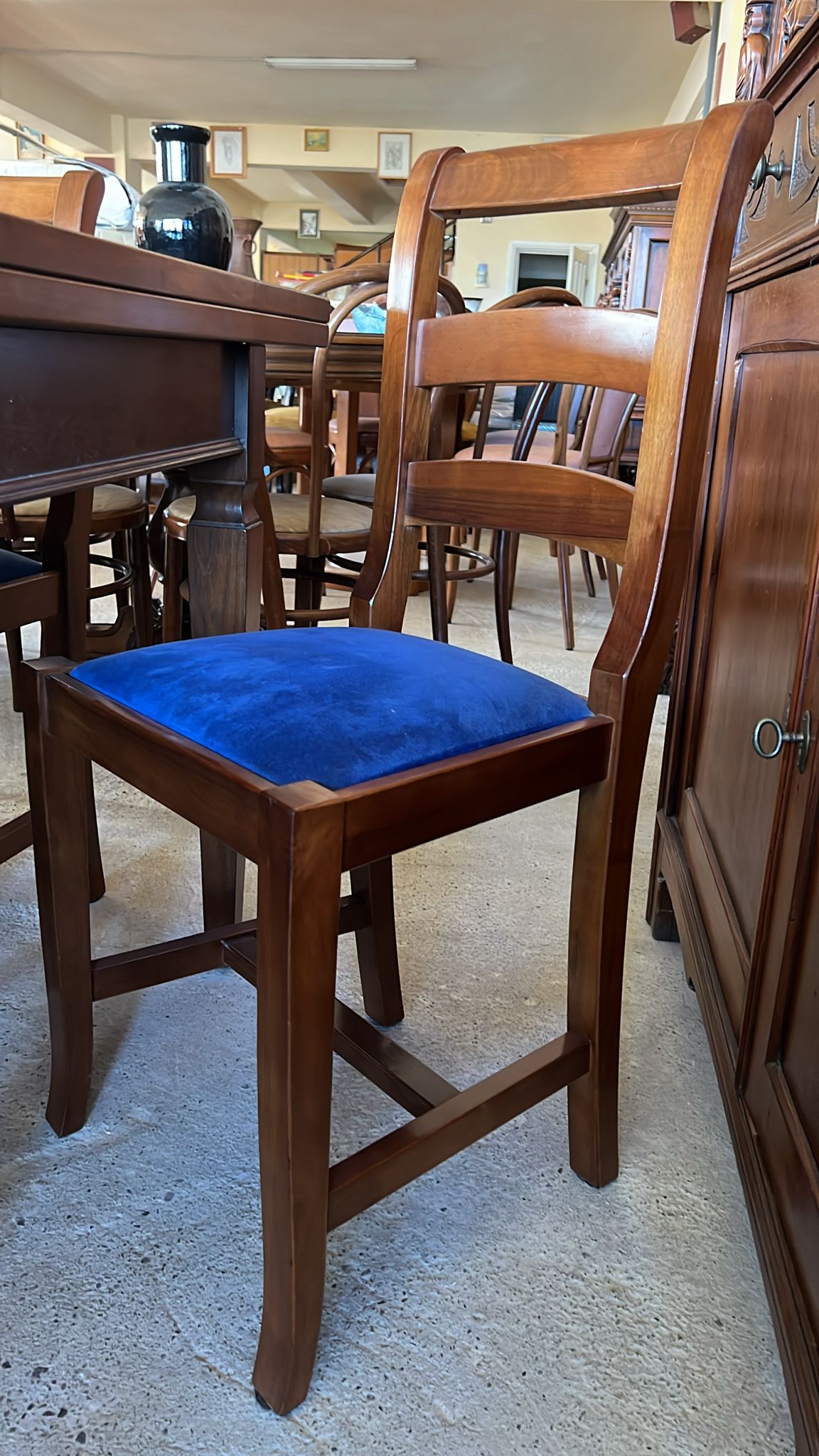 Set masă extensibilă din lemn cu scaune tapitate sh de calitate italiană R-382 - imagine 3