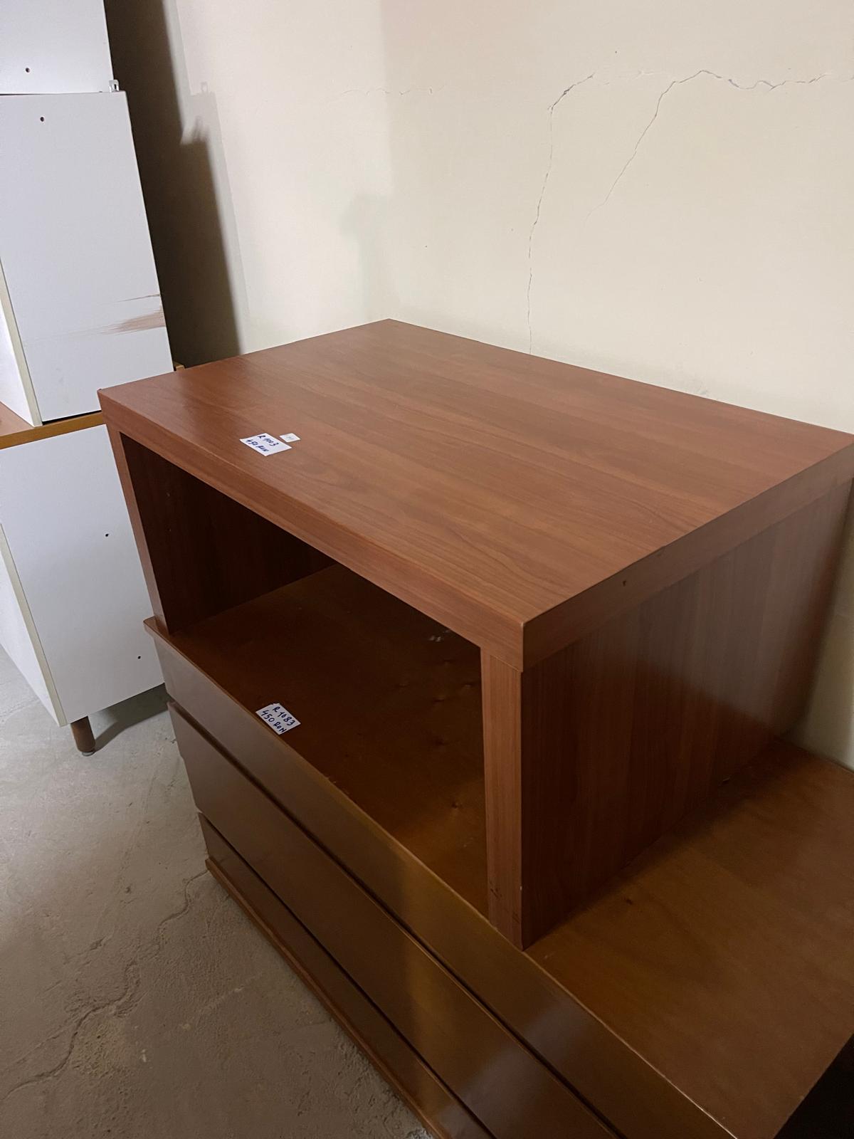 Masuta din lemn noua made in italy R-1003