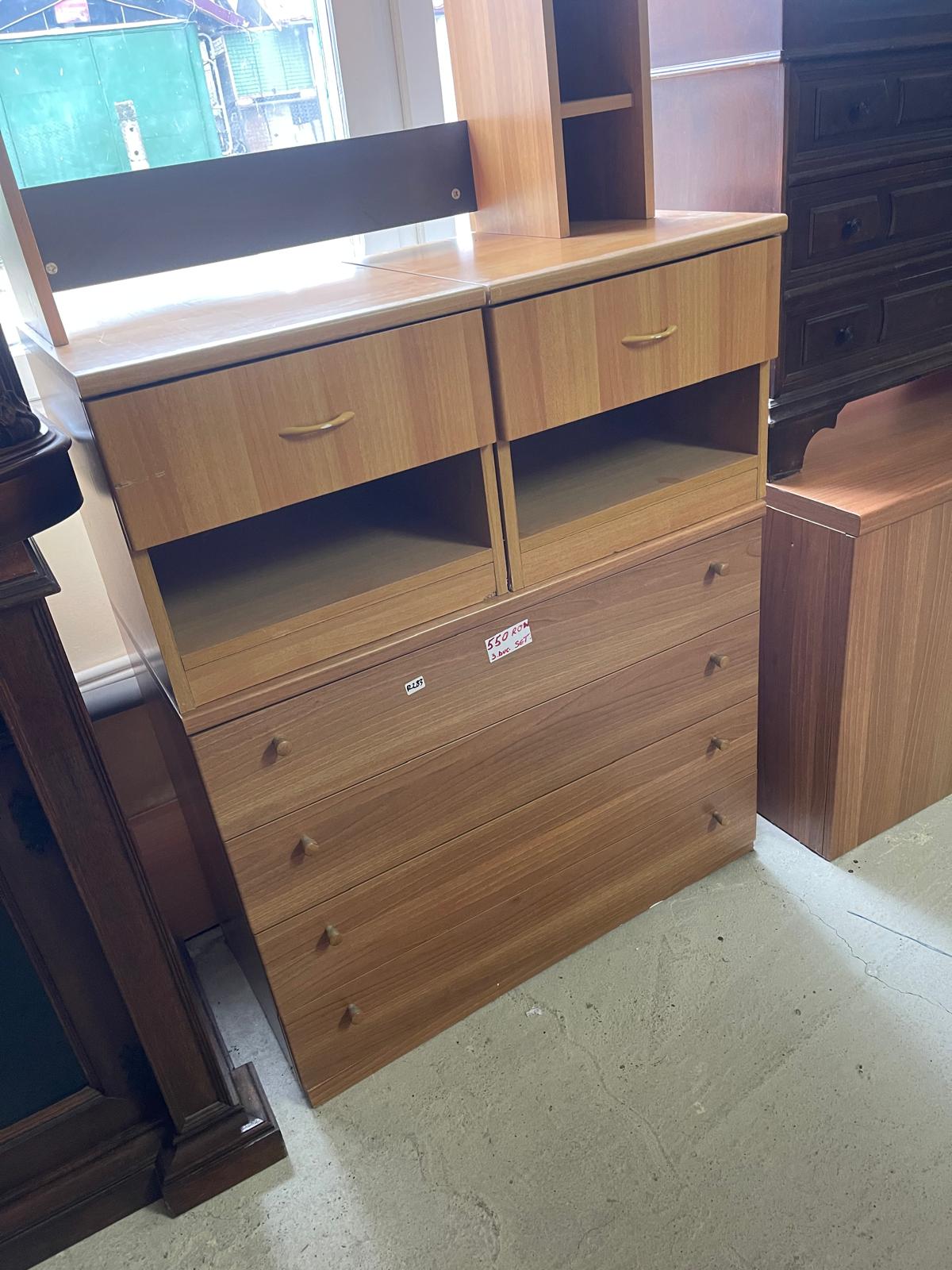 Comoda + 2 noptiere made in italy R-283