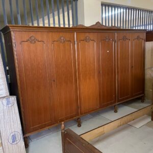 Dormitor vintage din lemn made in italy R-42 (Fara Pat)