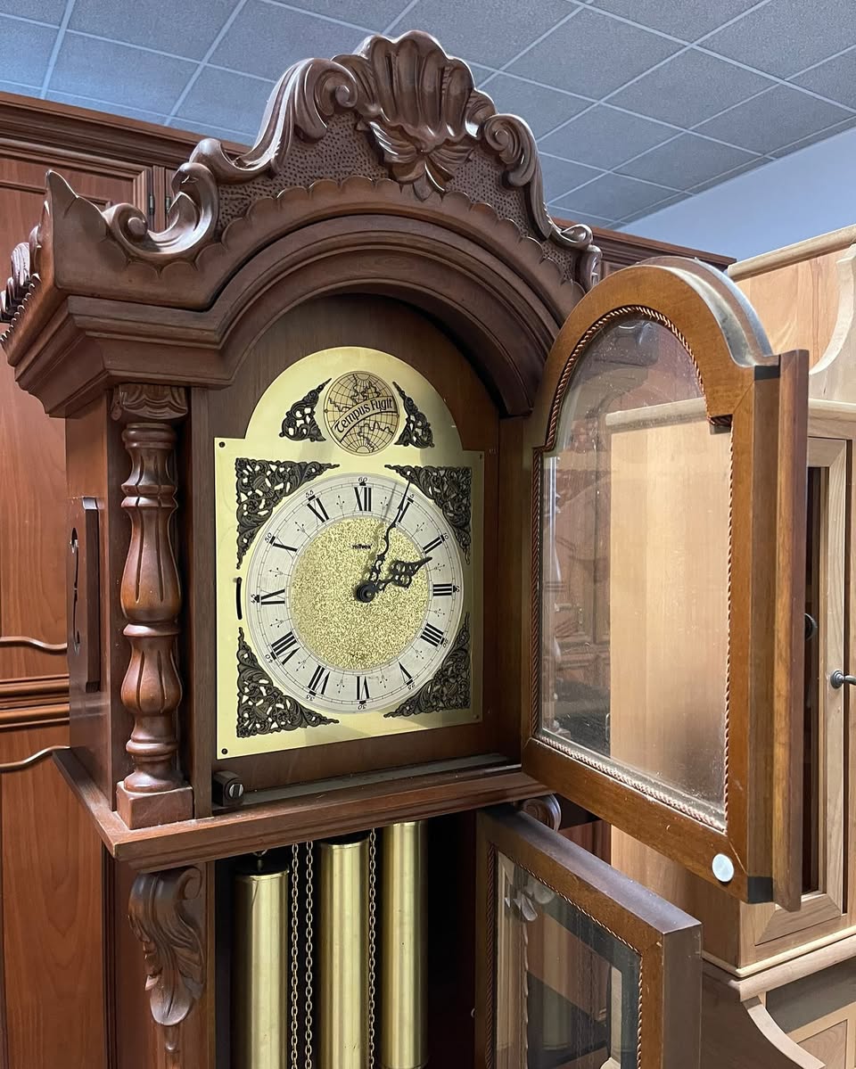 Ceas cu pendul sh de calitate italiană din lemn sculptat S 1665 - imagine 2