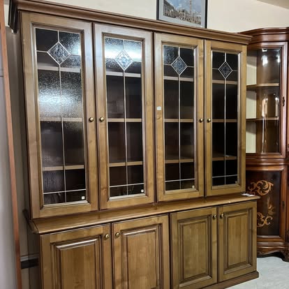 Vitrină sh de calitate italiană din lemn masiv S 3199