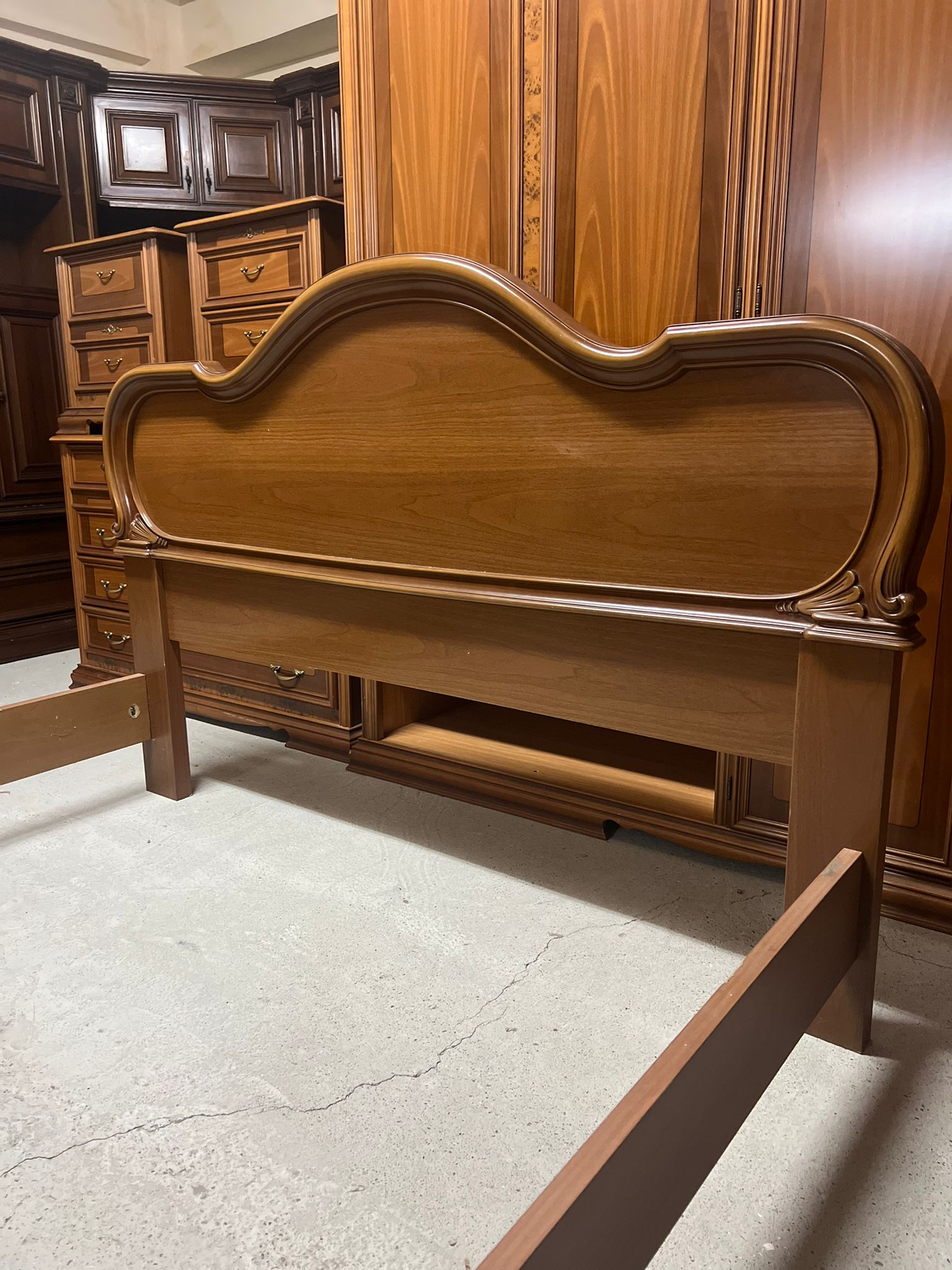 Dormitor complet clasic in lemn masiv S 3726 sh de calitate italiana - imagine 7