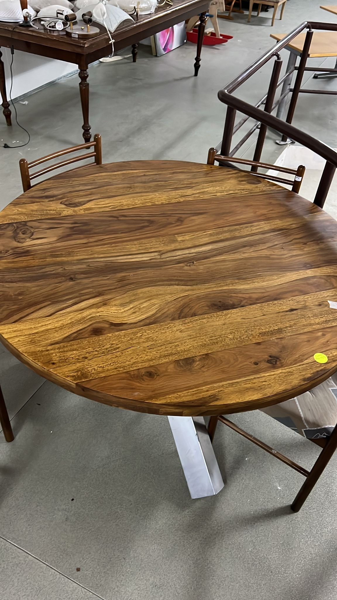 Masă rotundă modernă cu picioare metalice S 4475 – sh de calitate italiană - imagine 3