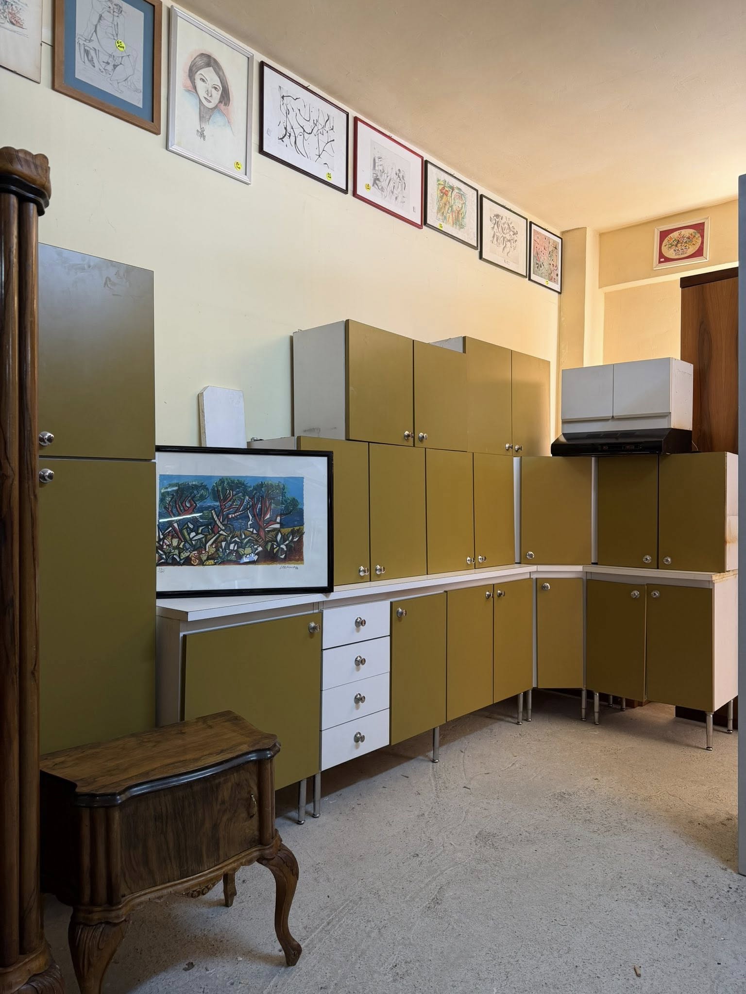 Bucătărie vintage anii 60 sh de calitate italiană Adz-203
