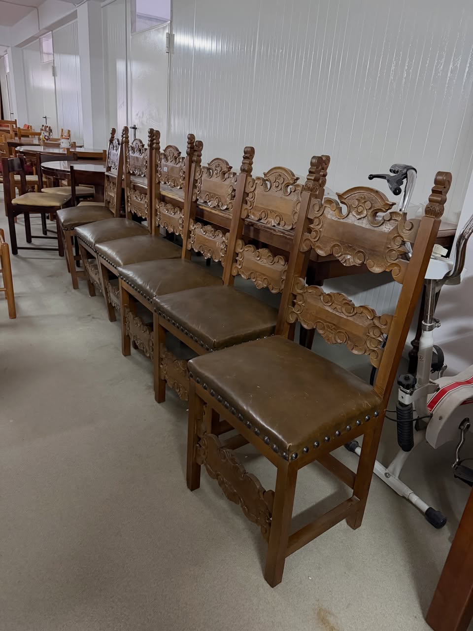 Set 6 Scaune sh de calitate italiană din Lemn Masiv și Piele Naturală 3949/U