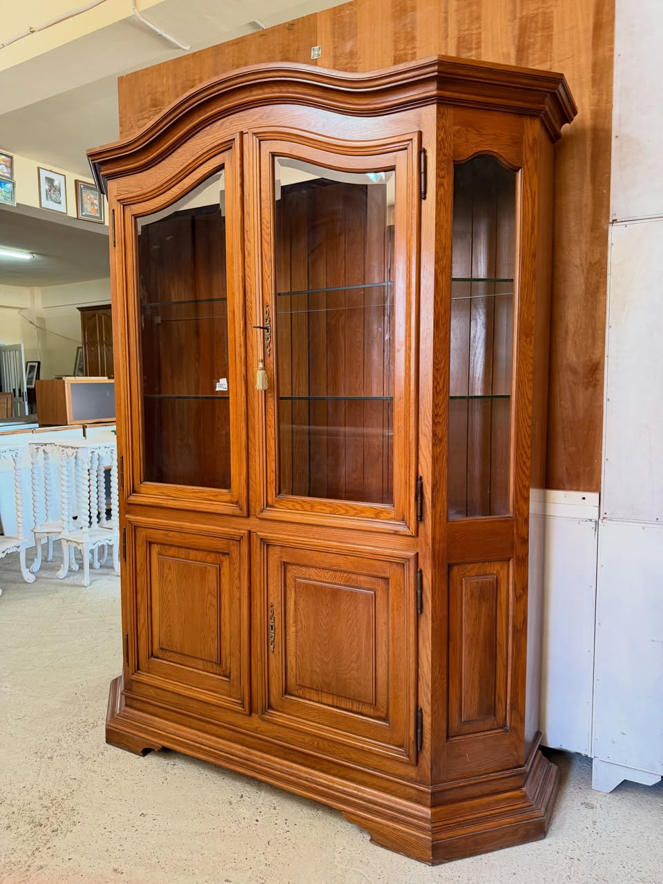 Vitrină din lemn masiv SH de calitate italiană 3988/U
