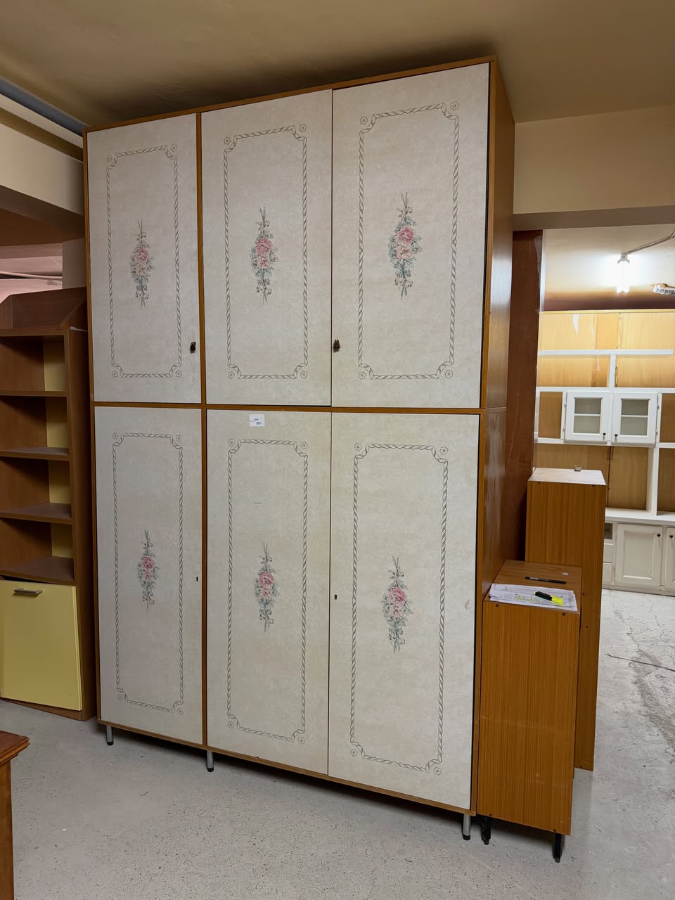 Dulap vintage cu 6 uși SH de calitate italiană 4544/U